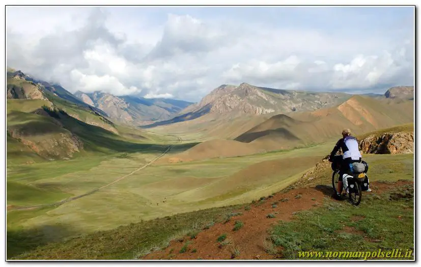kyrgyzstan in bici