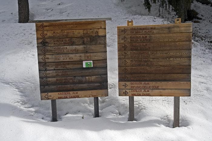 Segnaletica a malga Zannes