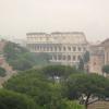 Colosseo nella nebbia