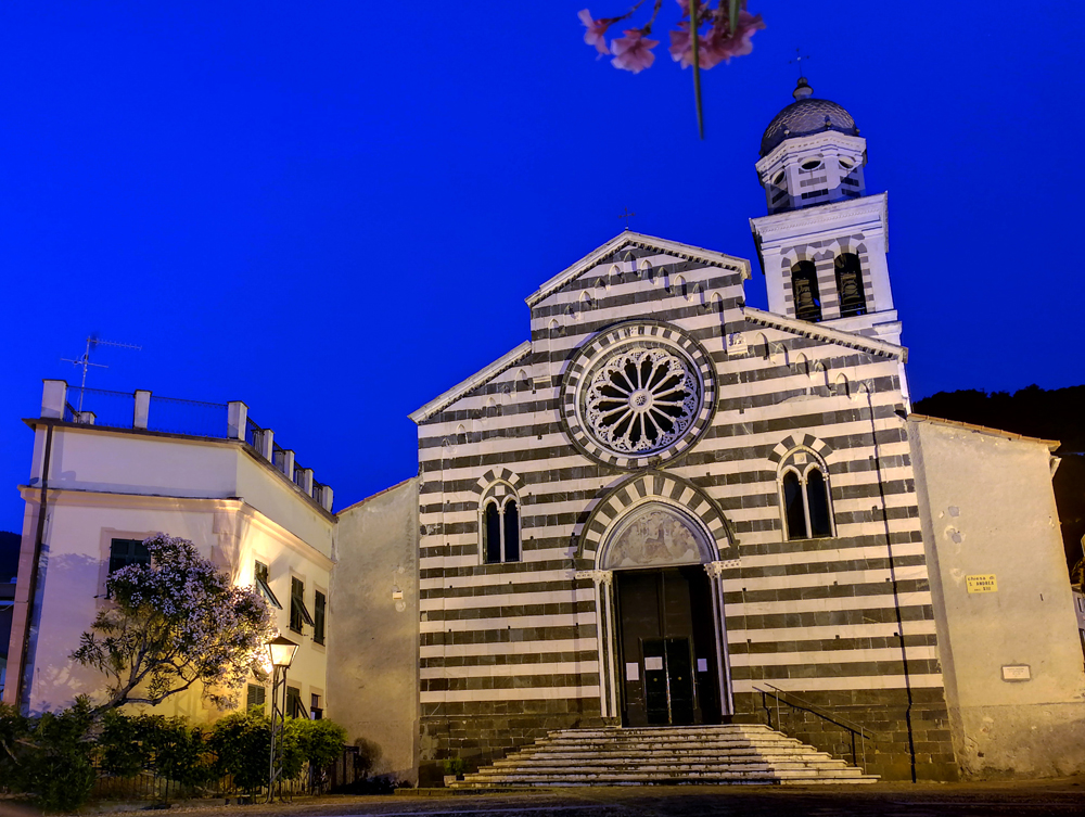 150 chiesa di SantAndrea Levanto light