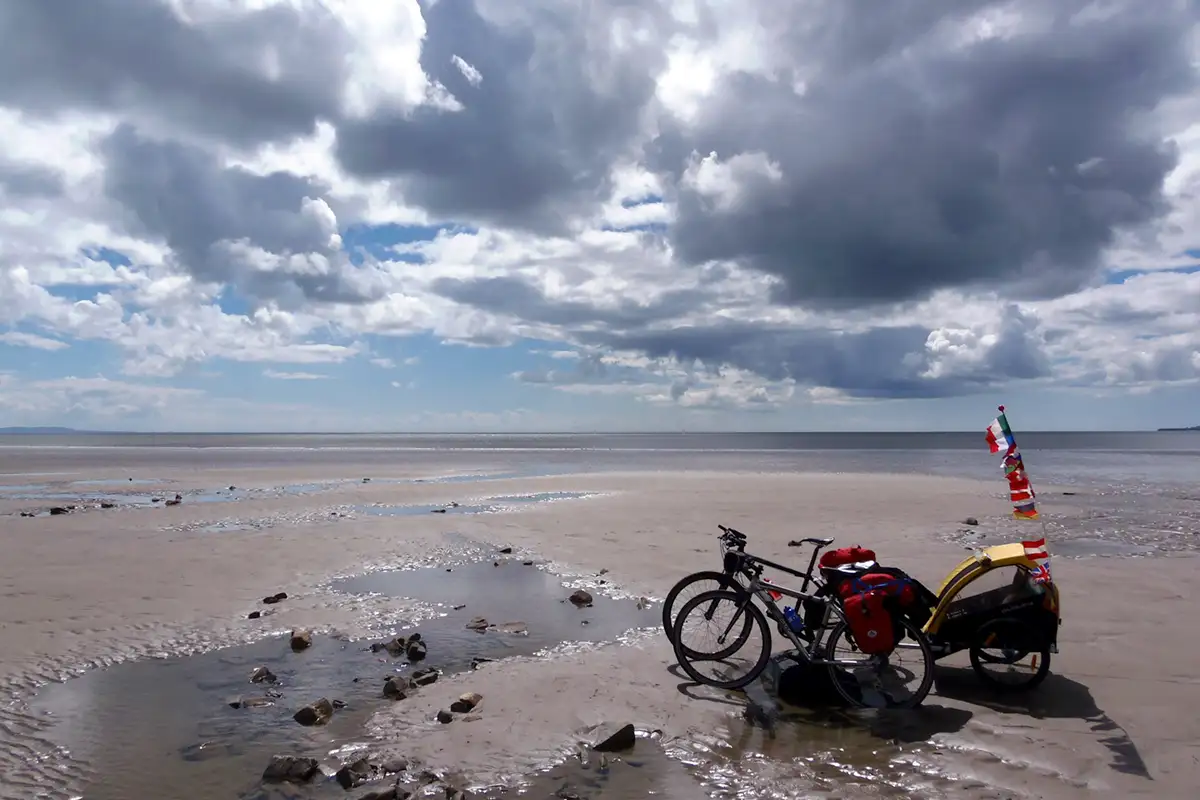 05 bici in spiaggia