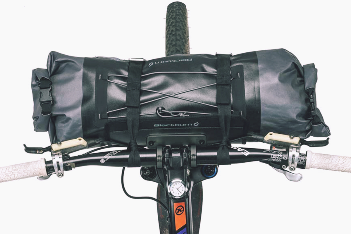 Bikepacking handlebar bags blackburn nuovo