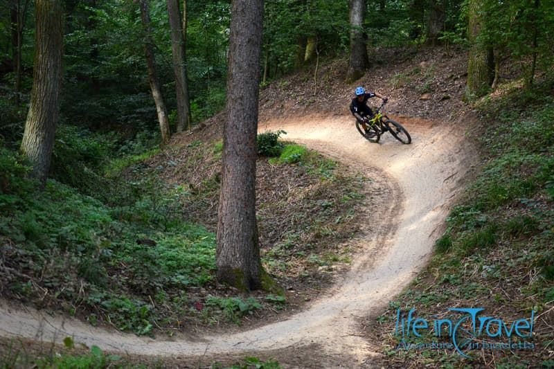 singletrail jedovnice