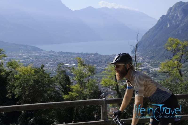 vista del lago di garda