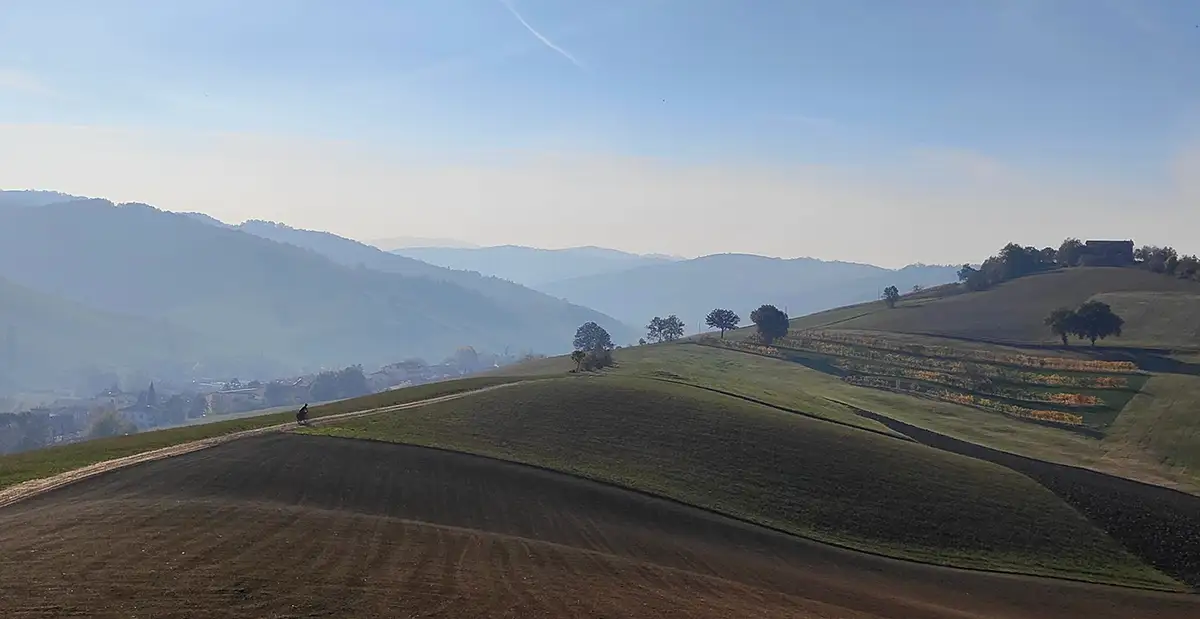 in bici al purgatorio canossa costa