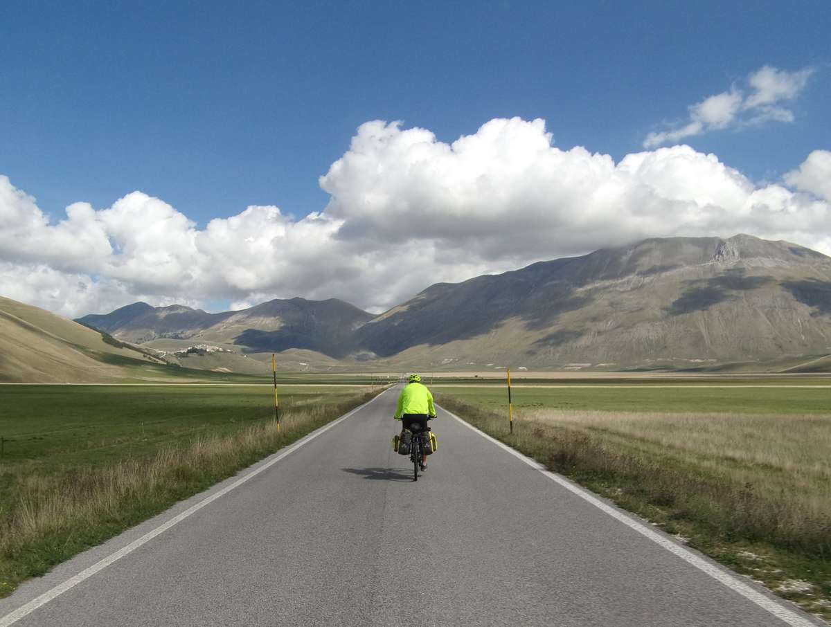 53 Piana di Castelluccio