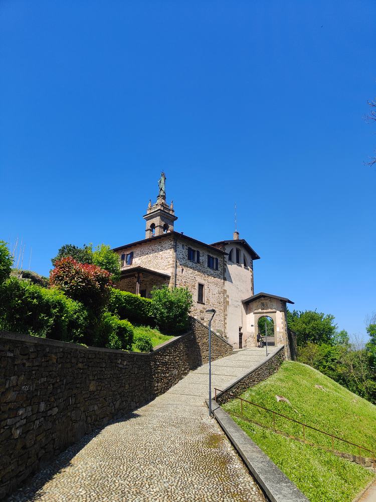 santuario maria in sombreno