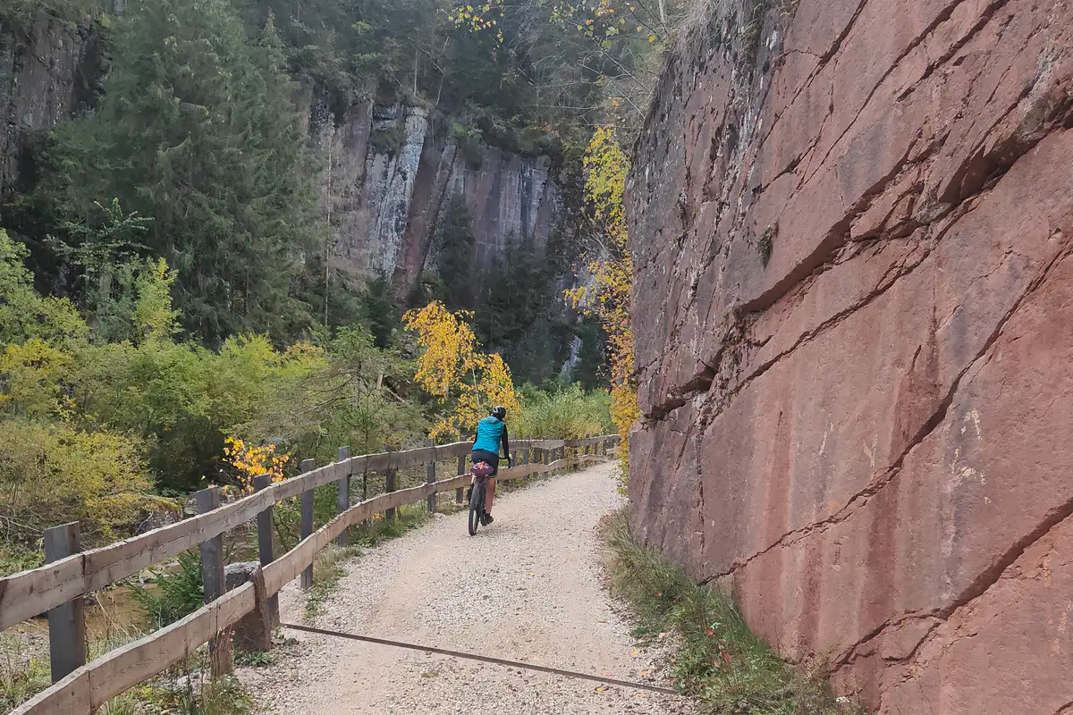 canyon sottosassa
