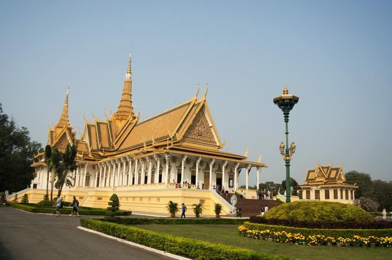 silver pagoda phnom penh