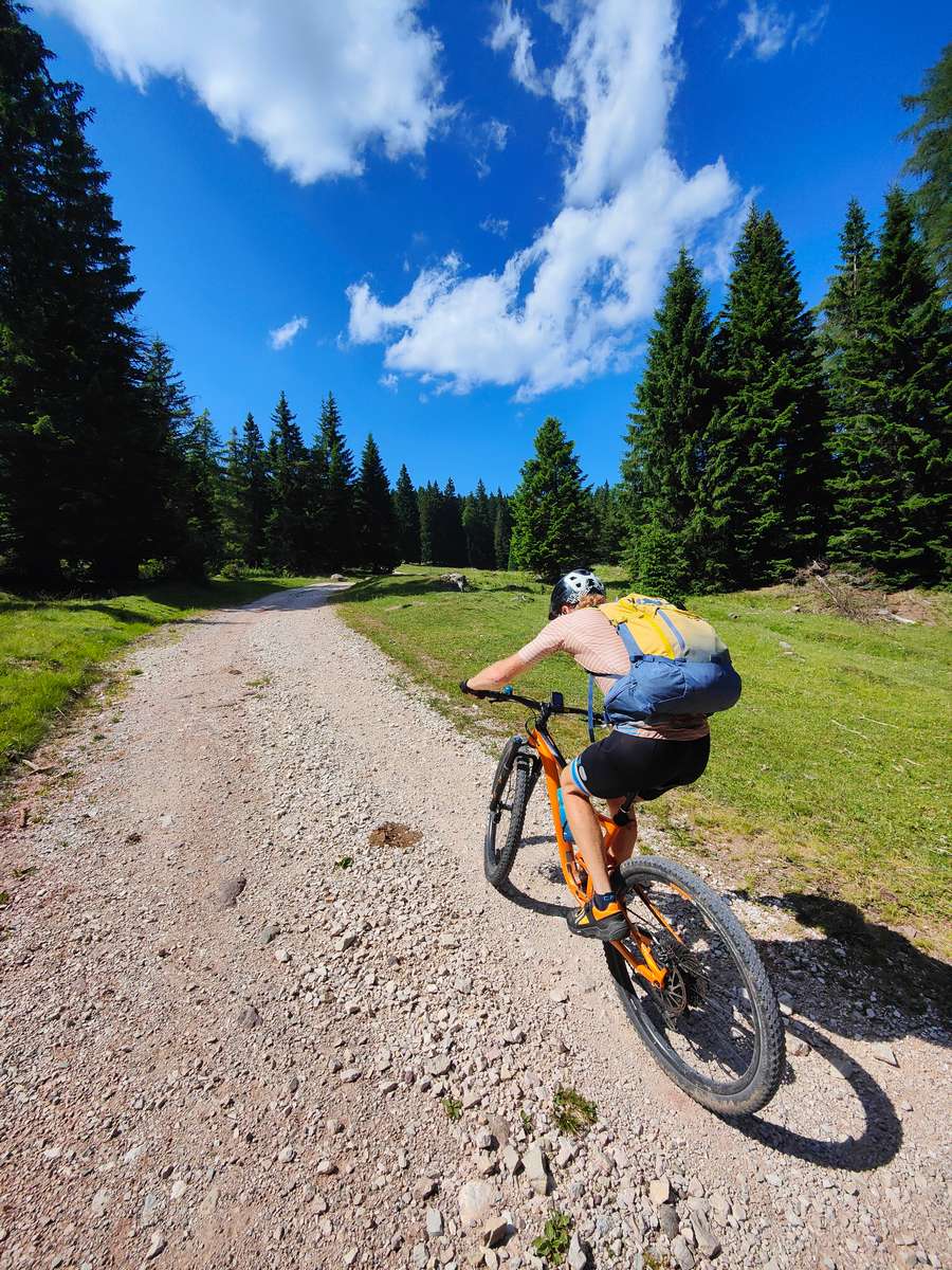 malghe dell alta val di non in bici