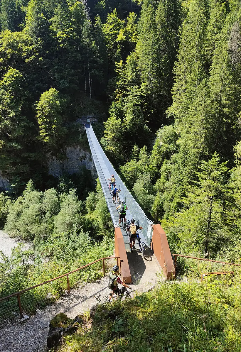 alpe vederna ponte tibetano val noana