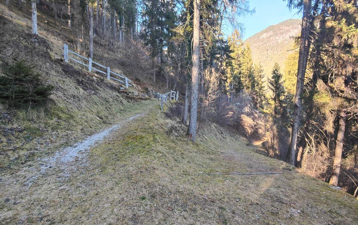 gravel val di non tornanti