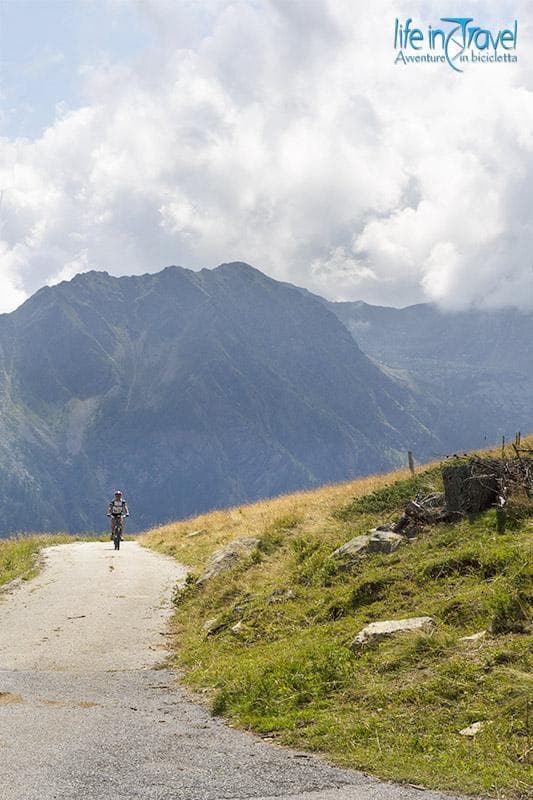 furguu pass in bici