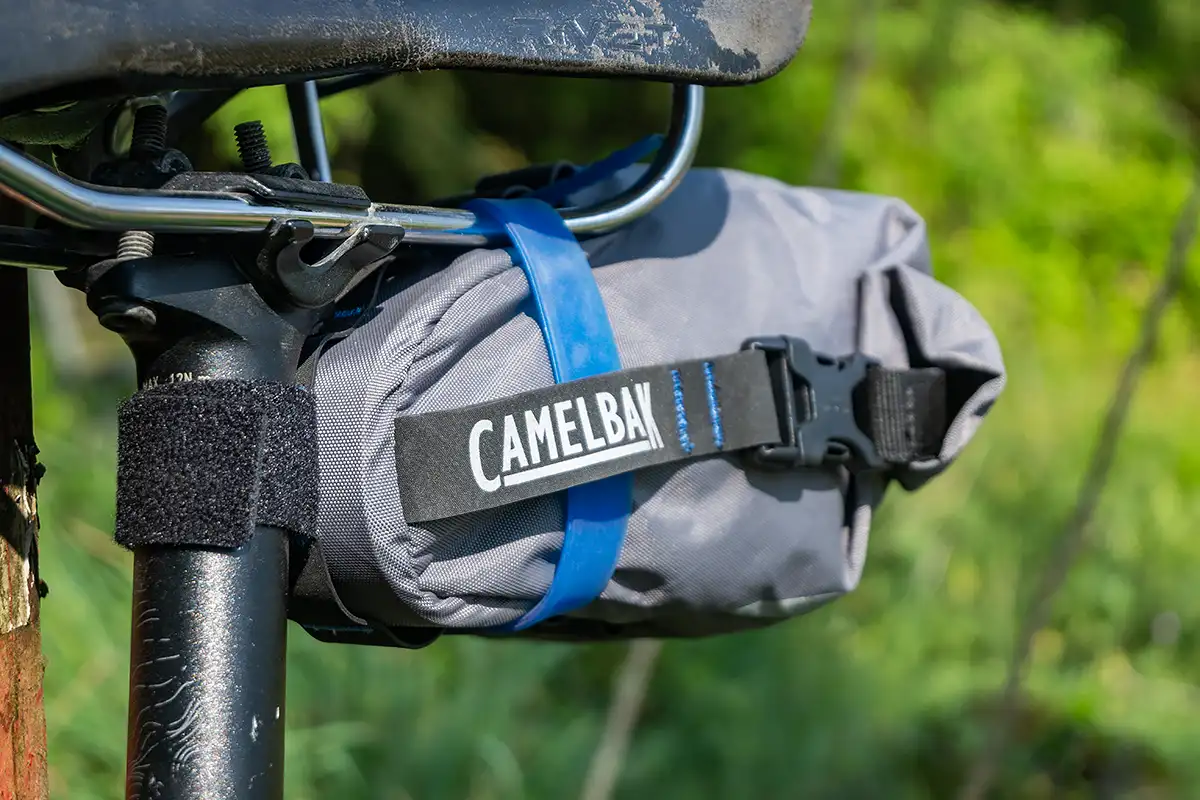 01 camelbak mule 1 borsa sottosella