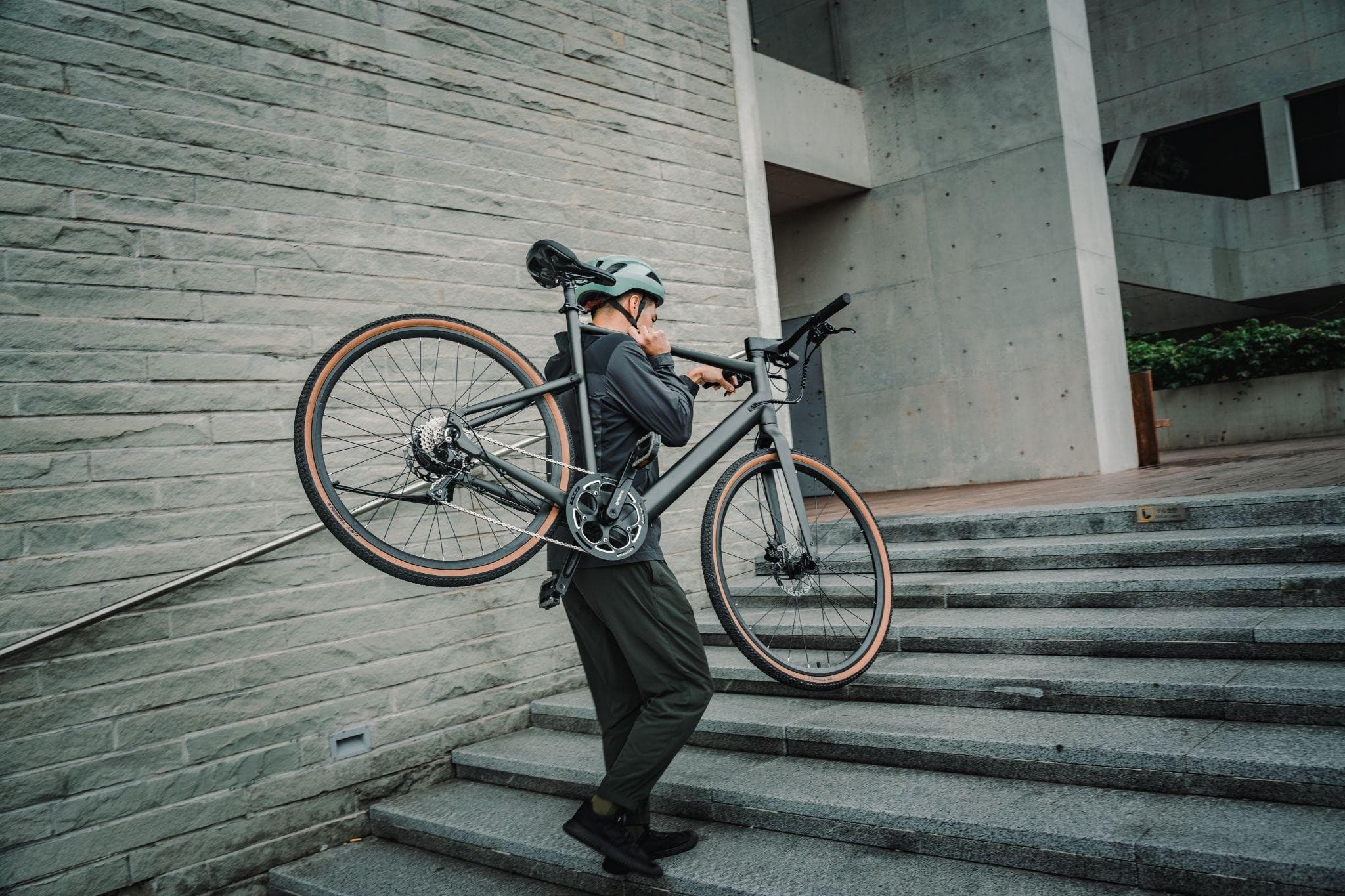 City Bike Elettrica: Come Sta Evolvendo il Cicloturismo Urbano e la Mobilità Quotidiana in Europa