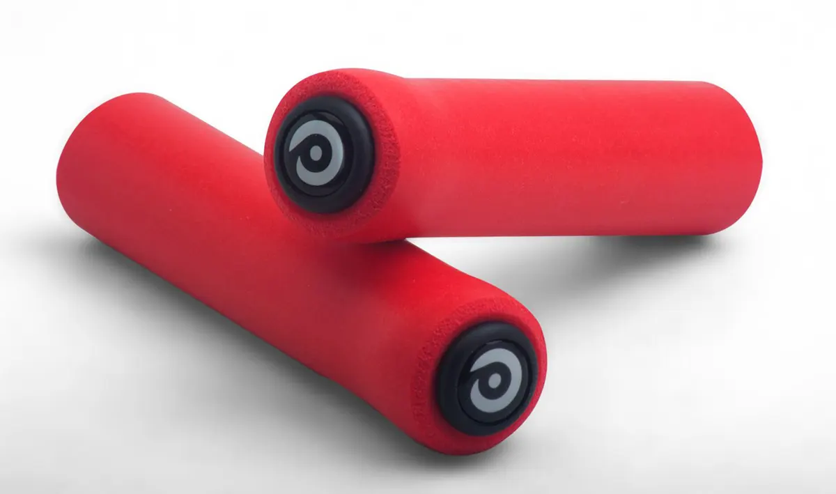 momum manopole silicone