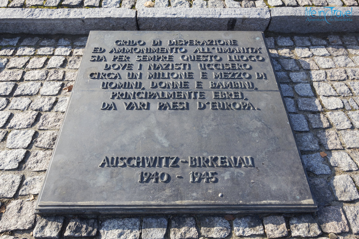 28 Auschwitz birkenau in memorias