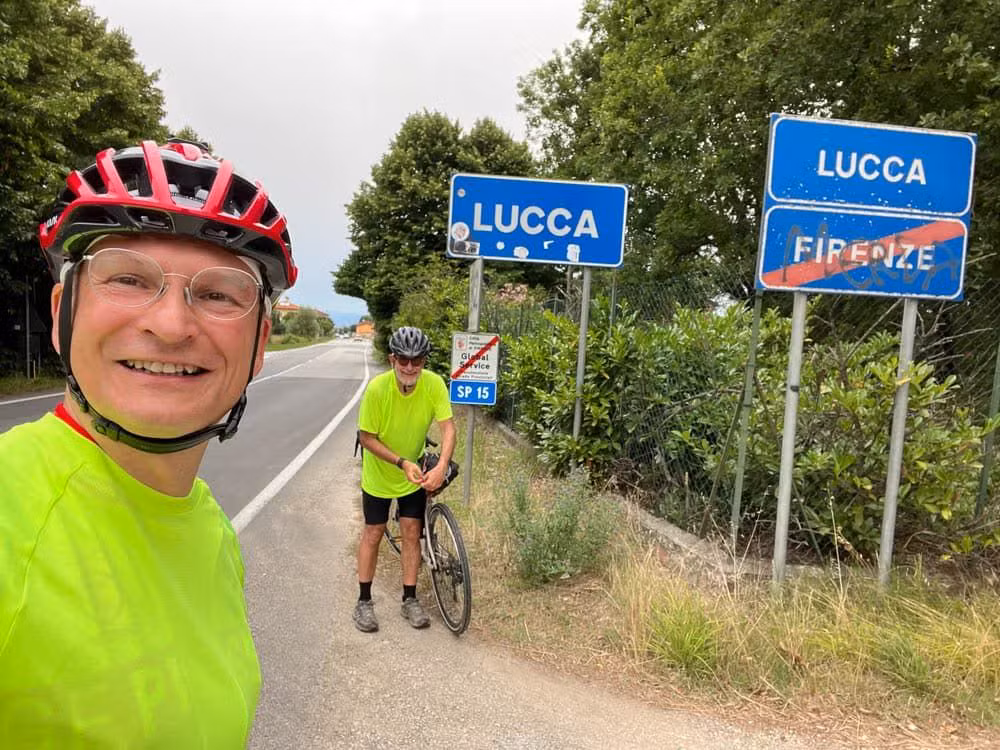 ingresso in provincia di lucca