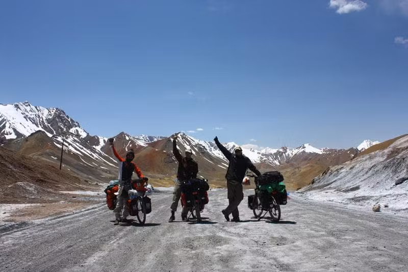 pedalando verso oriente