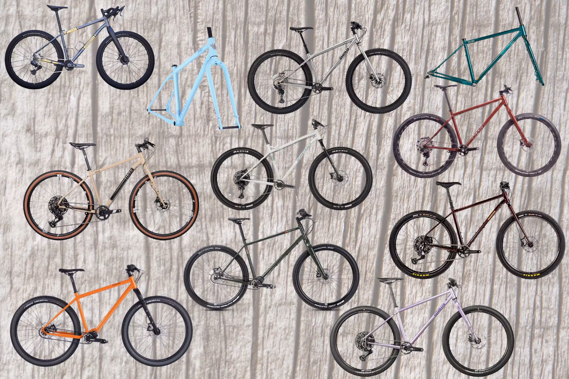 Adventure bike con manubrio piatto: le migliori bici in acciaio per cicloturismo fuoristrada