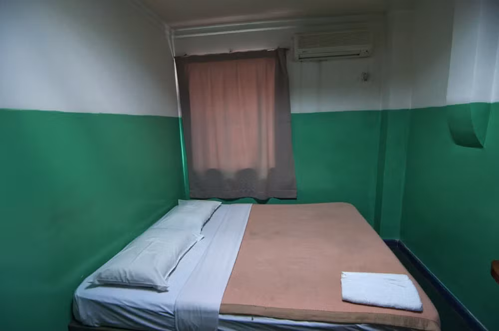 hotel low cost