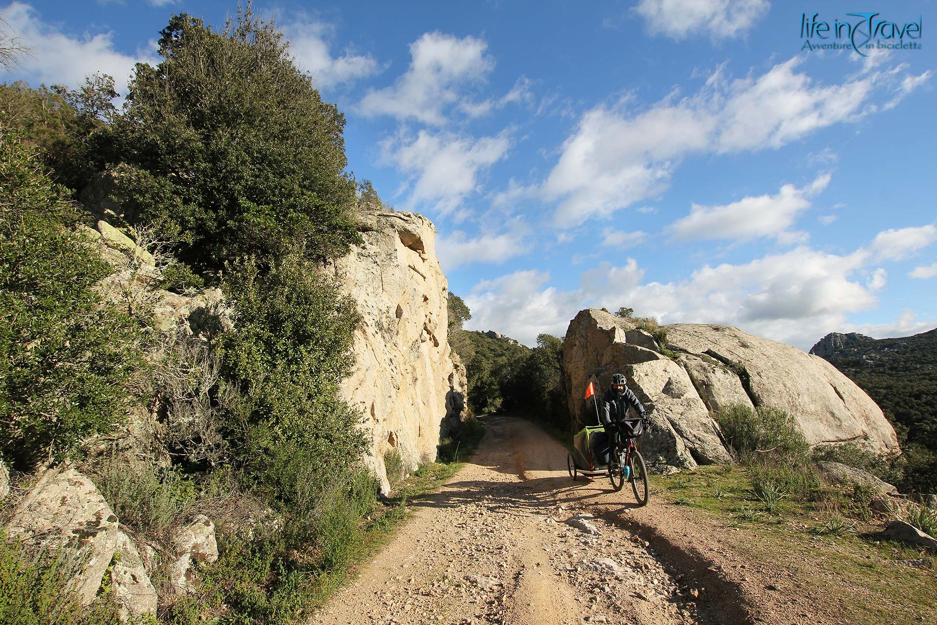 vecchia ferrovia Monti - Calangianus in bici