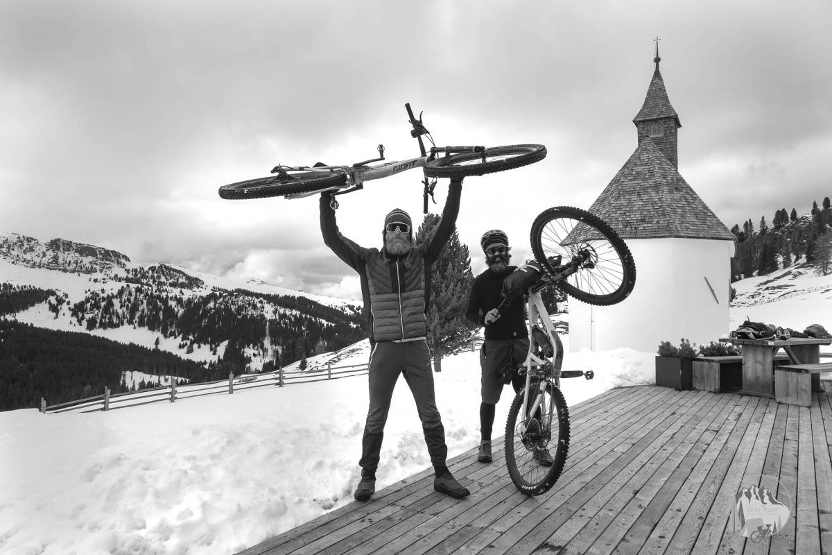 Altopiano dello Sciliar sulla neve in bici