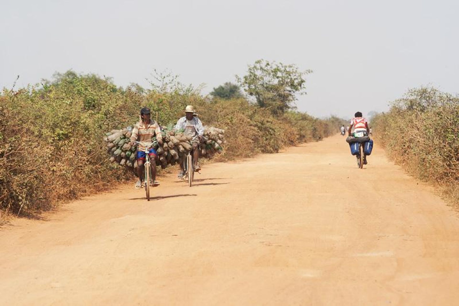 Cambogia in bici